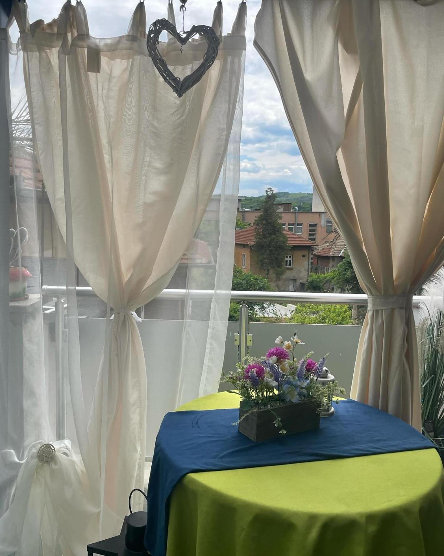 Jadore Veliko Tărnovo Exteriör bild