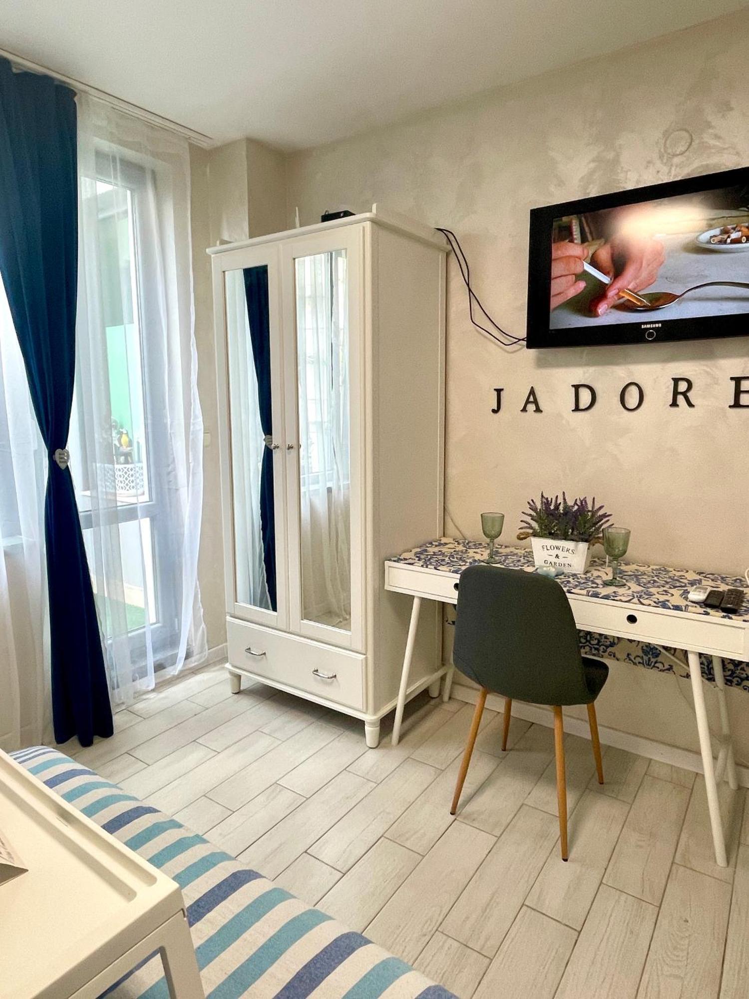 Jadore Veliko Tărnovo Exteriör bild